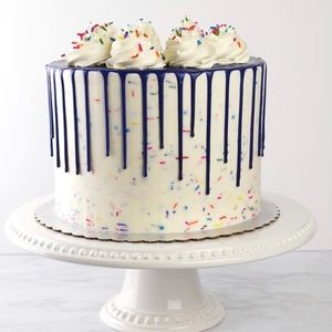 Fun, fetti cake
